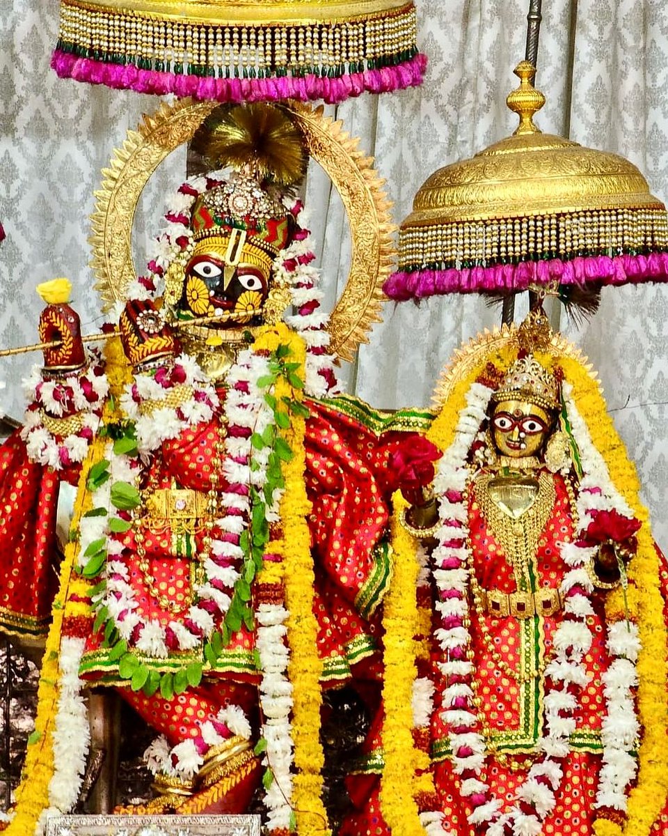 DrGopal_Sharma's tweet image. जय श्री राधा गोविन्द देव जी 🚩🙏🏻

&quot;आज के श्रृंगार दर्शन&quot;

#GovindDevJi