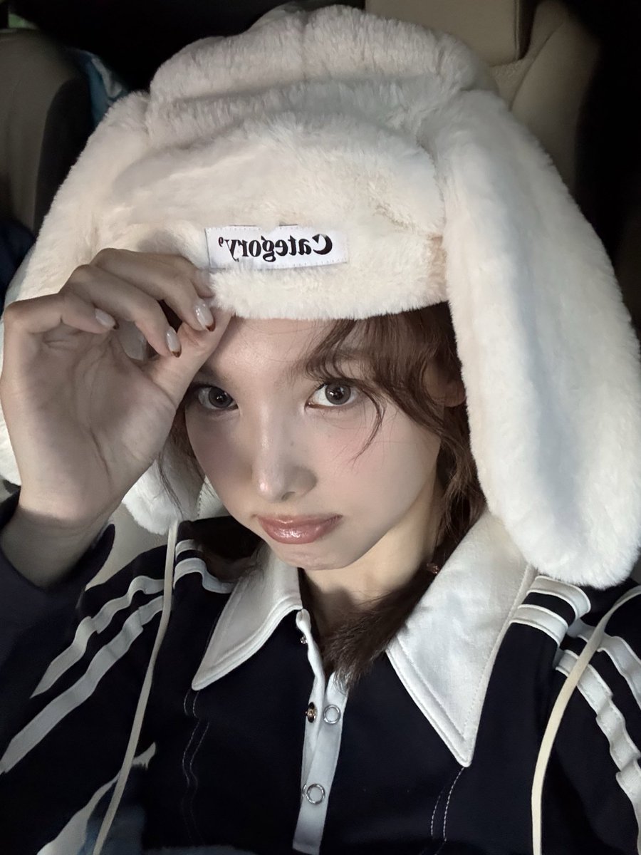 nayeon (@imnayeonarchive) on Twitter photo 