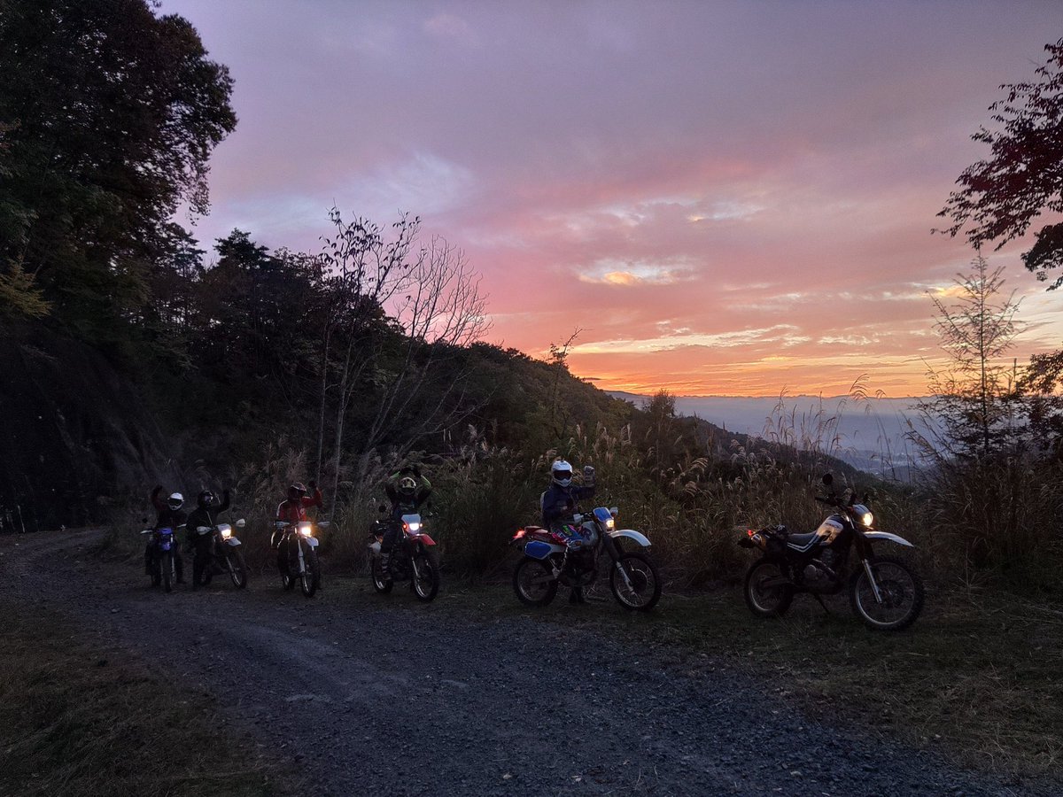 lightning_p38's tweet image. オフロードツーリング⛰️🏍️🌆
#長野県 #セロー