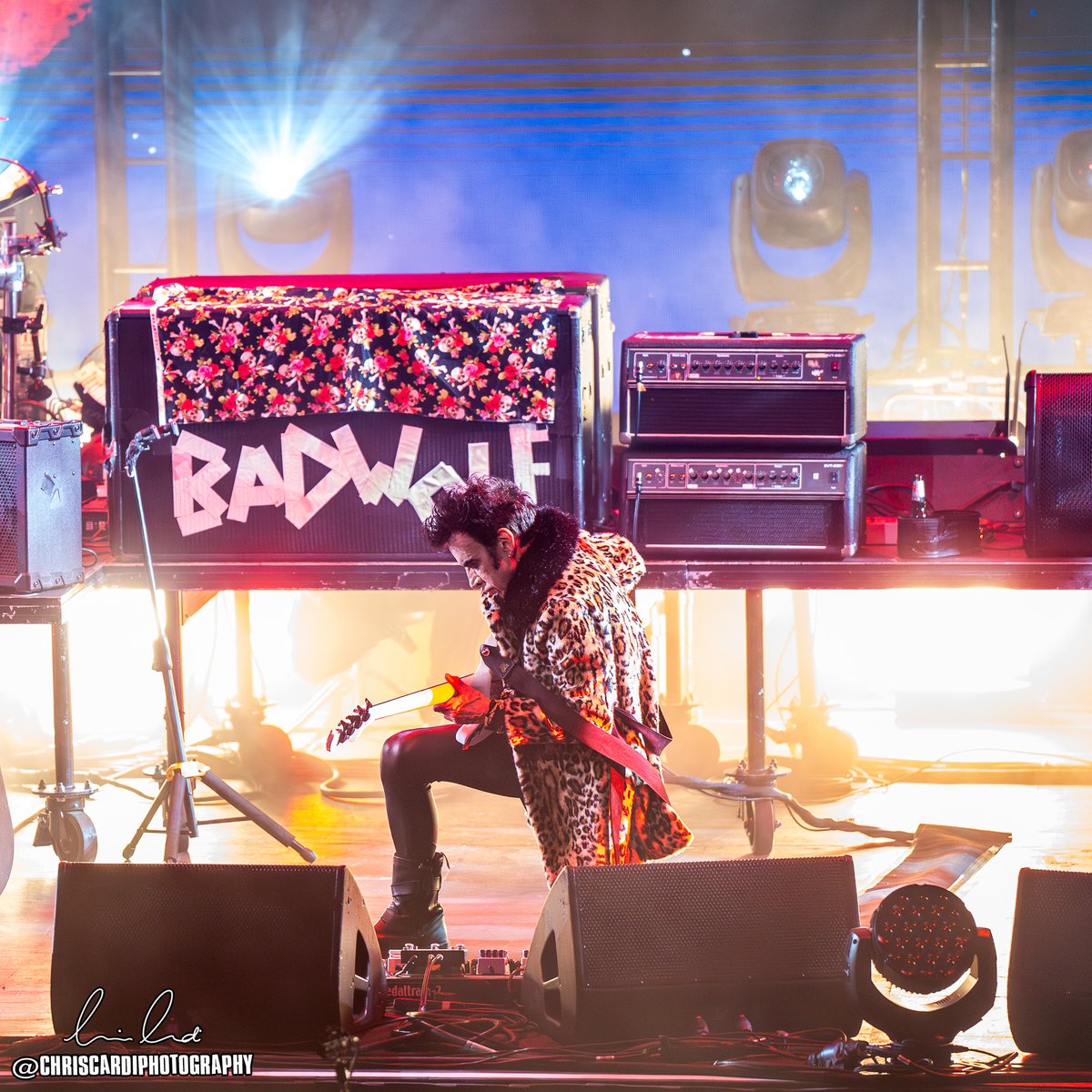 chriscardipix's tweet photo. The Cure - November 1 2024 - Troxy - London, UK

📷 Sony Alpha 7 III
#thecure #showsofalostworld #songsofalostworld #troxy #albumreleaseshow #simongallup @thecure https://t.co/0zFurP2pvk