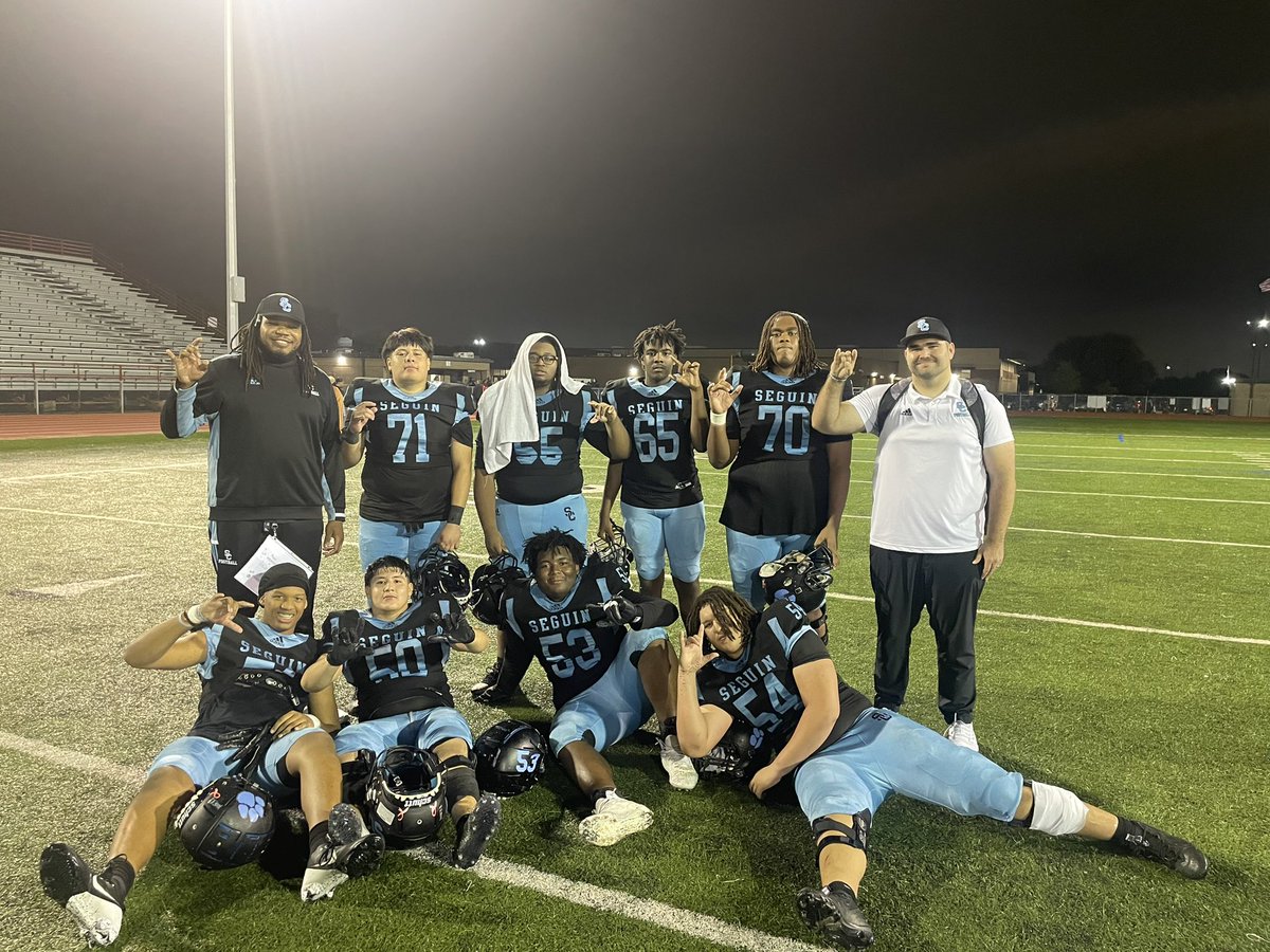 Proud of this group! These 8 bought in to being coached and pushed hard all season!! Over 260 rushing yards and the win, earning a playoff spot! Back in the weight room at 7:30AM! #TrenchMob #SeguinNation <a href="/AkiraMierez/">~Akira Mierez~</a> <a href="/Jayoooo67/">Jayden Robinson</a> <a href="/JustusWright5/">Justus Wright</a> <a href="/Chris_Edwards_/">Christopher Edwards Jr</a> <a href="/bigbray124/">Braylen Johnson</a>