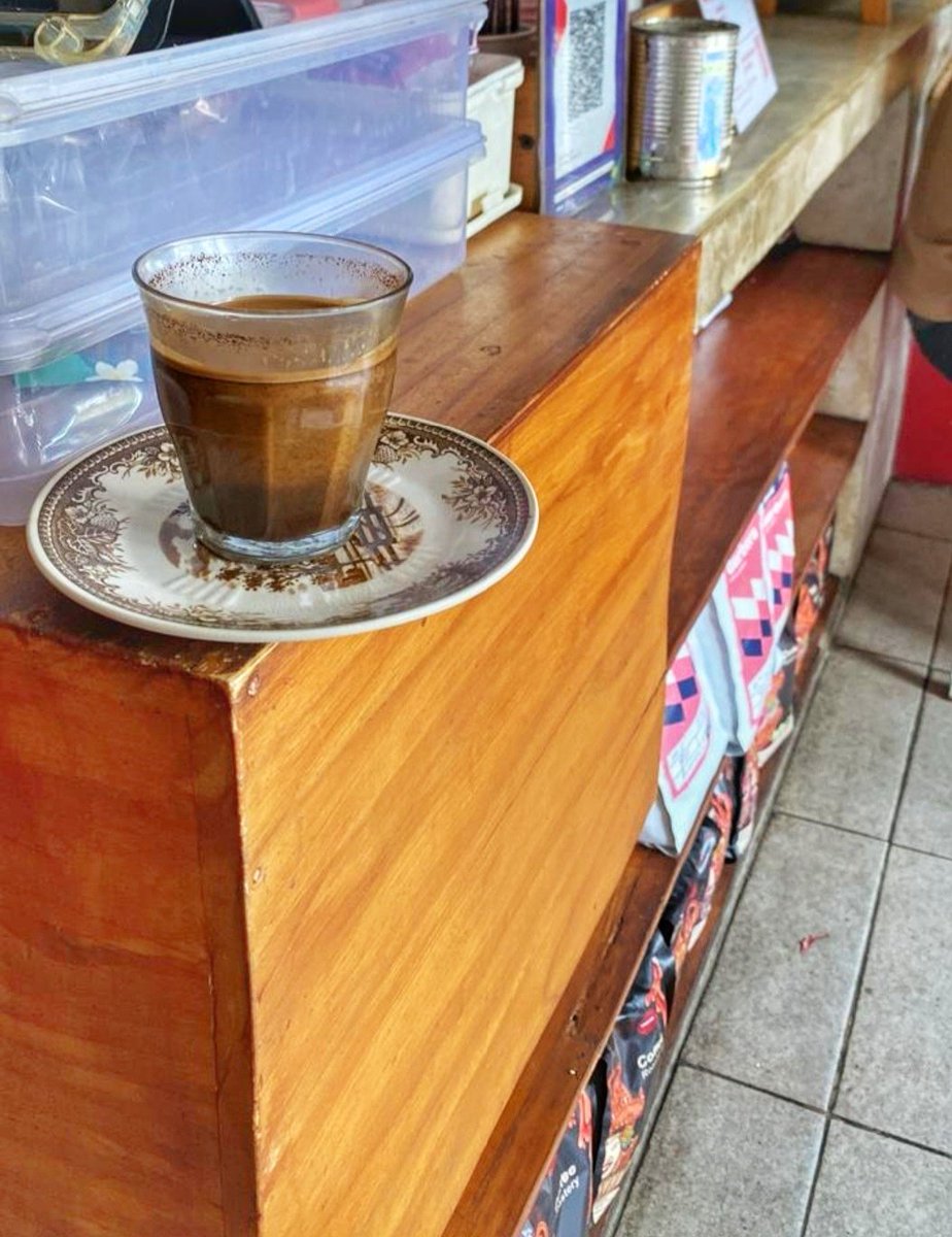 BagusPutu15872's tweet image. Rumah bali kuno, ,
Suka banget sy suasana rumah begini,,,,
Slalu damai dan rahayu ,,,
#sambil ngopi susu dikit 👍