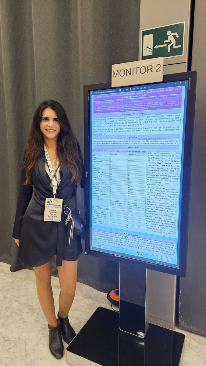 ReumaHURS's tweet photo. Seguimos exponiendo nuestros trabajos en formato póster en el 29 Congreso SAR 📢📢 @IMIBIC @HUReinaSofia @SEReumatologia https://t.co/UDoWBrb3zk
