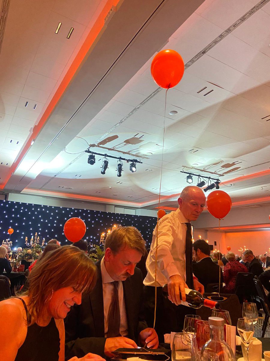 SportEcosse's tweet photo. Thanks to @maggiesglasgow for a great night at their Ball last Saturday. Congratulations for raising £123,000.
Delighted to see so many people stand up to take part in the Arran Challenge next year! https://t.co/GFHhb5BQRV