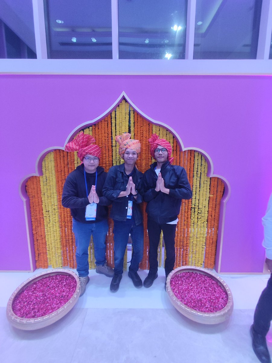 Namaste, <a href="/GooglePEProgram/">Google's Product Experts Program</a> #PeSummit24