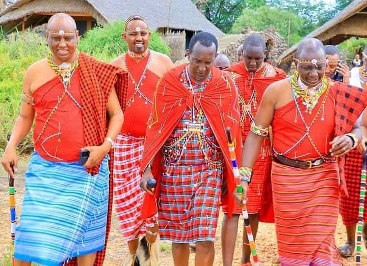 King_Rebrand's tweet photo. His Excellency President William Ruto has arrived in Samburu County to witness the vibrant Maa Cultural Week celebrations.
#MaaCulturalWeek #TukutaneSamburu
PS Ummi Bashir https://t.co/7FlnKJHxGK