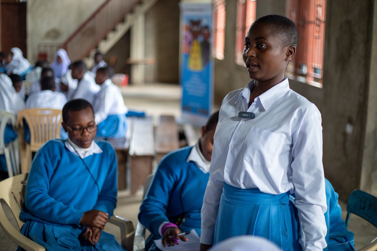 Day 1 in Mbeya at Loleza Girls High School was amazing! 🌟 Introduced the Oky Tanzania app to 100+ students, who eagerly set up their accounts to track their menstrual cycles &amp; boost their confidence.

Download Oky Tanzania on App Store/Google Play!

Stay tuned for Day 2!