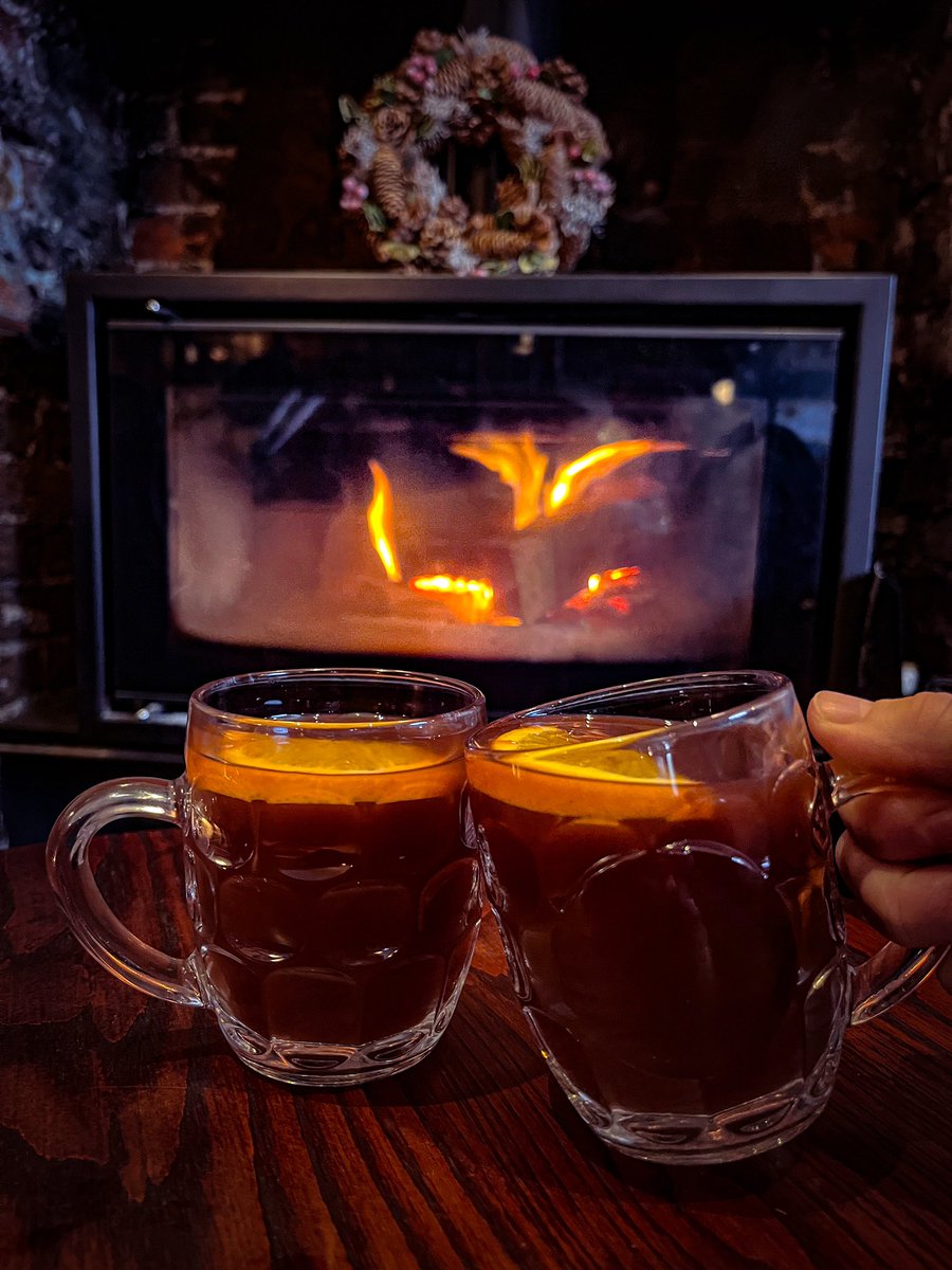 Nothing says winter quite like a cosy glass of mulled wine 🍷 ✨ Pop in and savour the festive season, one spiced sip at a time!

#christmas #mulledwine #festivedrinks #youngspubs #youngs #streatham #southlondon