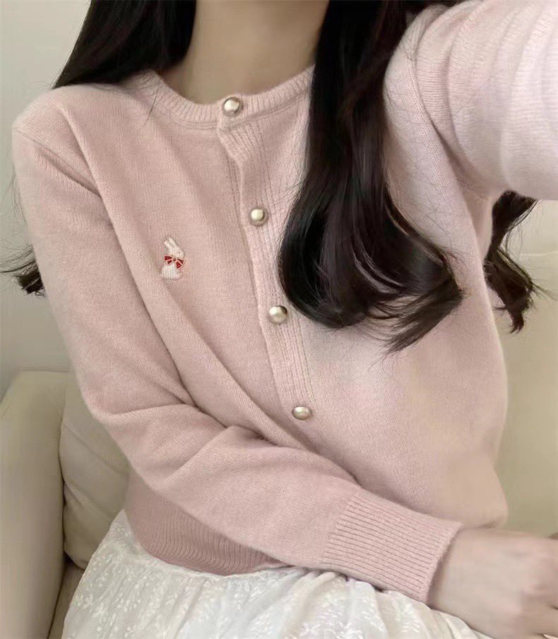 cherrypop012's tweet image. อบอุ่นต้อนรับลมหนาว น่ารักคุณหนูมากกก ตอนนี้ studio sale 50% เหลือแค่ 319 ผ้าไหมพรมนุ่มนิ่ม ใครทุบมาตอนราคาเต็มเกือบ 600 ร้องไห้นะ꙳⋆🍂。