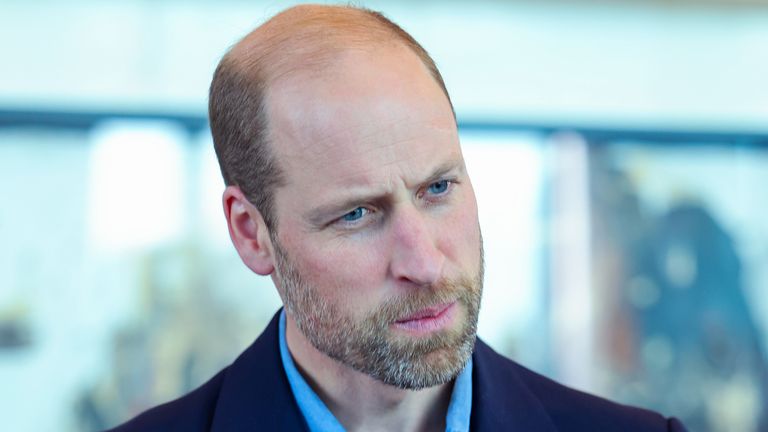 ProtectTheWild_'s tweet photo. Unbelievable! Prince William condemns poaching overseas, yet says NOTHING about illegal hunts here in the UK. https://t.co/ZEI6FLS658