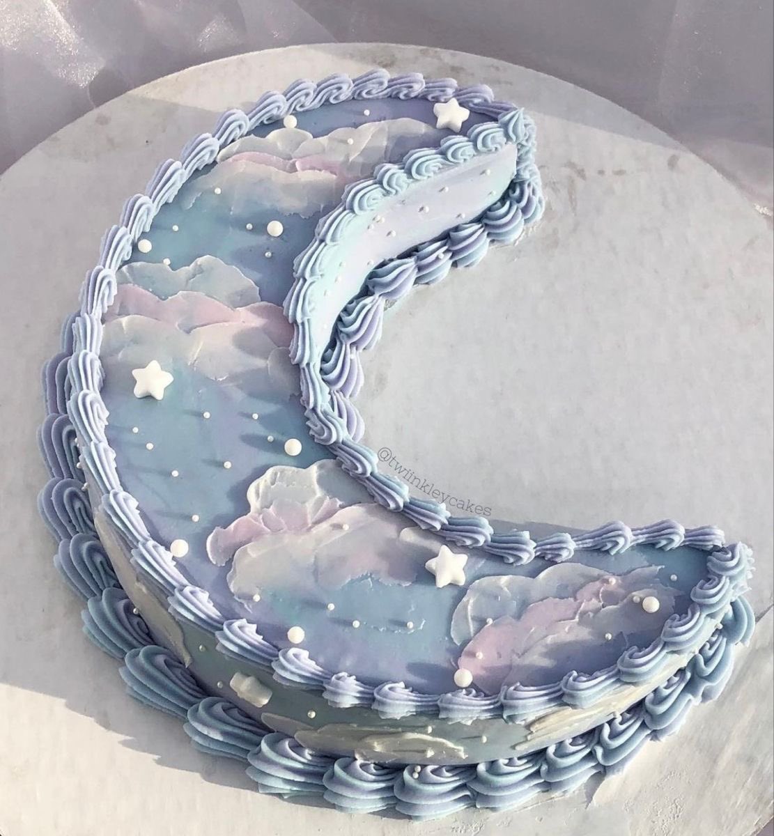 300moods's tweet photo. moon cakes https://t.co/LVDeMZfyfn