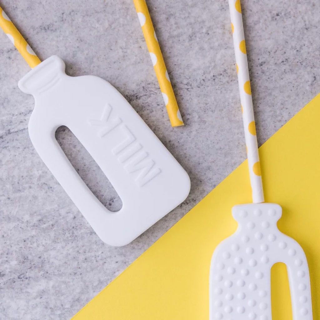 BabyHamperCo's tweet photo. Don’t wait until teething strikes! Get your hands on this adorable teether and give your baby the soothing relief they deserve. Ready to make teething a little more fun? Visit our site to order the Fred &amp; Noah Original Milk Bottle Teether today! 🍼✨ 

👉 https://t.co/ESi375TOGN https://t.co/bNnP5suWVF