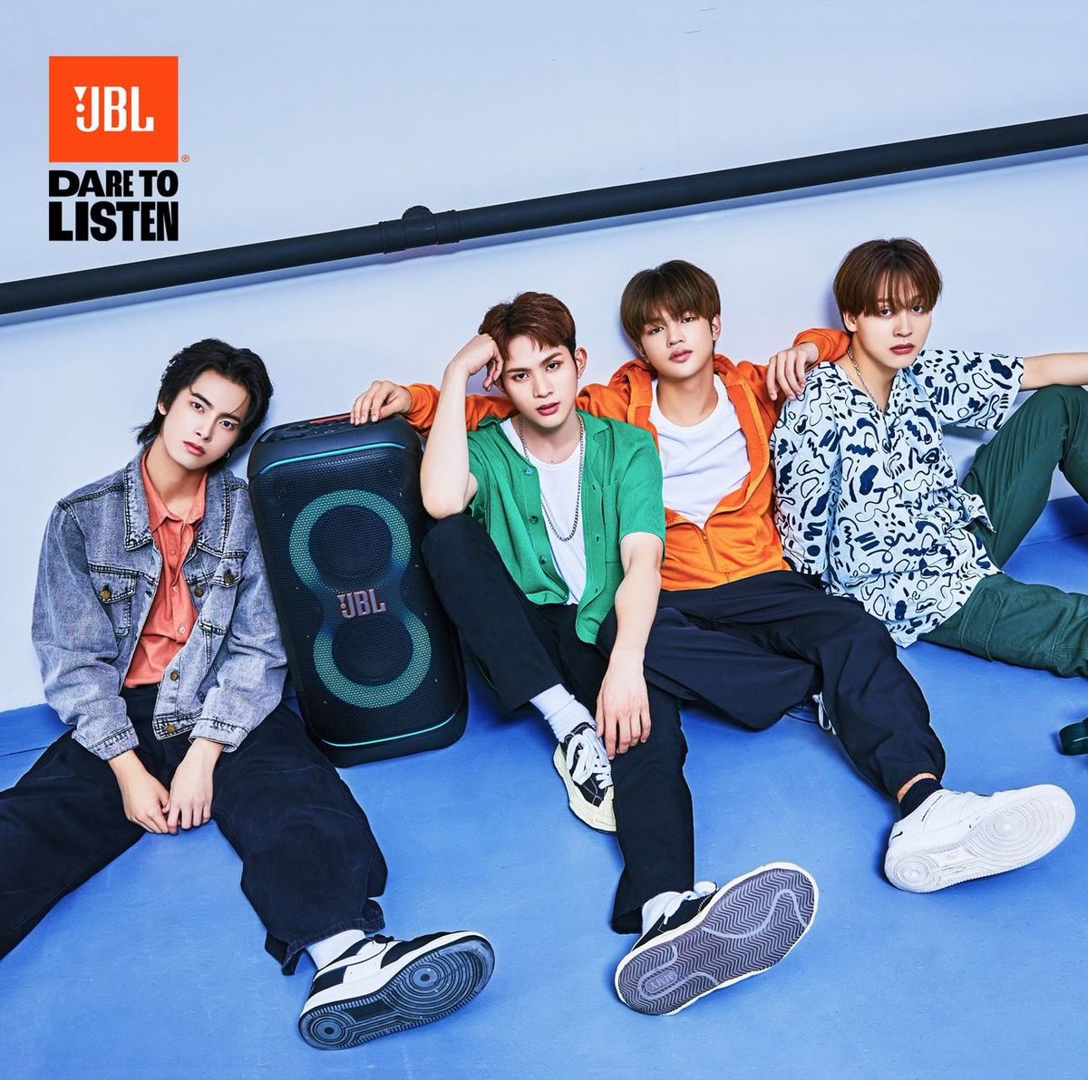 pandaspeaks's tweet photo. Walang halong bias pero HORI7ON talaga pinakapogi sa lahat ng pop groups sa country. All natural looking boys. Walang trying hard magpapogi. Natural lang din lahat ng skin tone. Pls alagaan ninyo sila

PartyBox JBLxHORI7ON

#HORI7ON_JBLPARTYBOX
#HORI7ON #호라이즌
@HORI7ONofficial https://t.co/6XwjNcK8vf