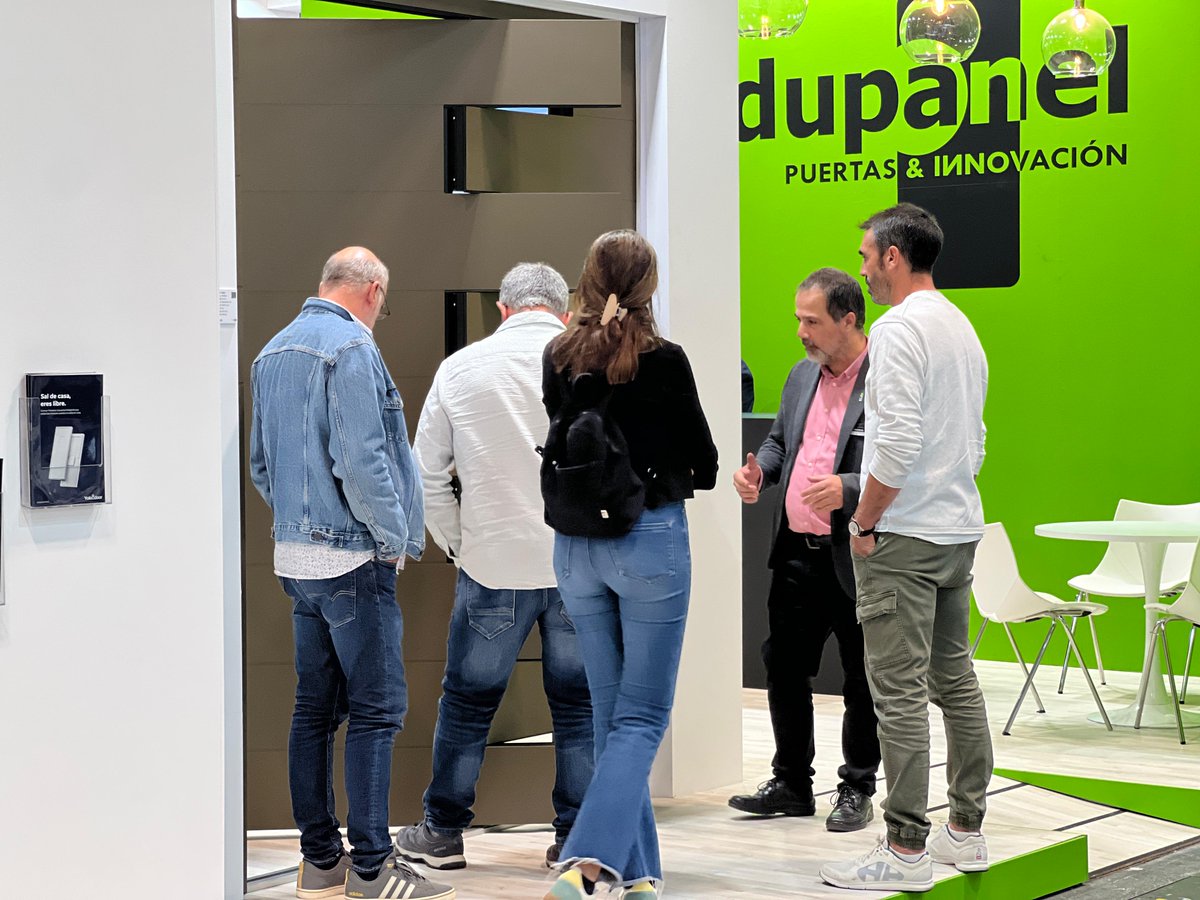 Veteco_'s tweet photo. 🌟✨ Conoce de primera mano las empresas especializadas en puertas y soluciones de paneles sándwich y paneles decorativos

➡️ @Multipanel_Int 7B15
➡️ Panedge 7E30
➡️ @indupanel 10C06 https://t.co/O3YBSZv8io
