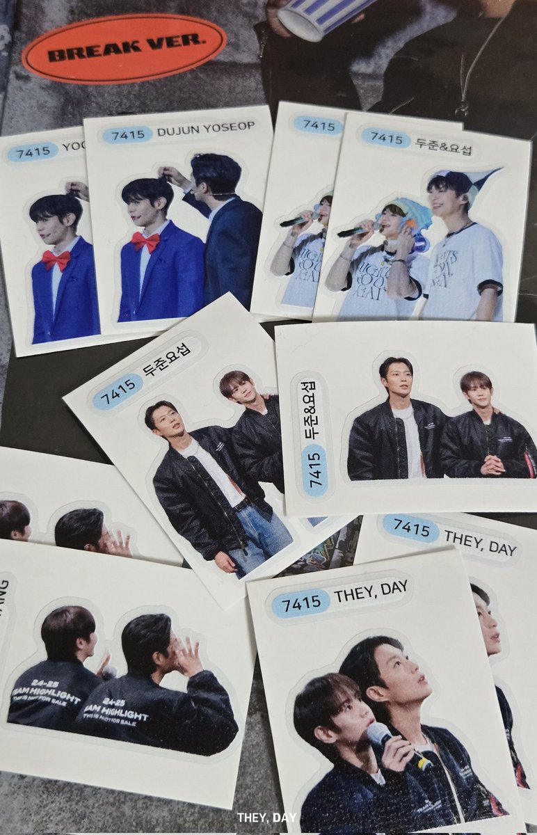 theyday7415's tweet photo. 𝑻𝑯𝑬𝒀, 𝑫𝑨𝒀 𝑅𝑇 𝐸𝑉𝐸𝑁𝑇

💙 본 트윗을 RT 해주신 라이트 분들께
💛 두준&amp;요섭 띠부씰+손거울을 드립니다 ₍๐•ᴗ•๐₎

* 띠뿌실 랜덤 3종, 총 2명 추첨
* 손거울은 이전 이벤트 라고온ver.입니다
* 11/14 목 9PM 이후 당첨자 발표

#윤두준 #양요섭 #하이라이트 #비스트 https://t.co/Wm1Lj7UM9T