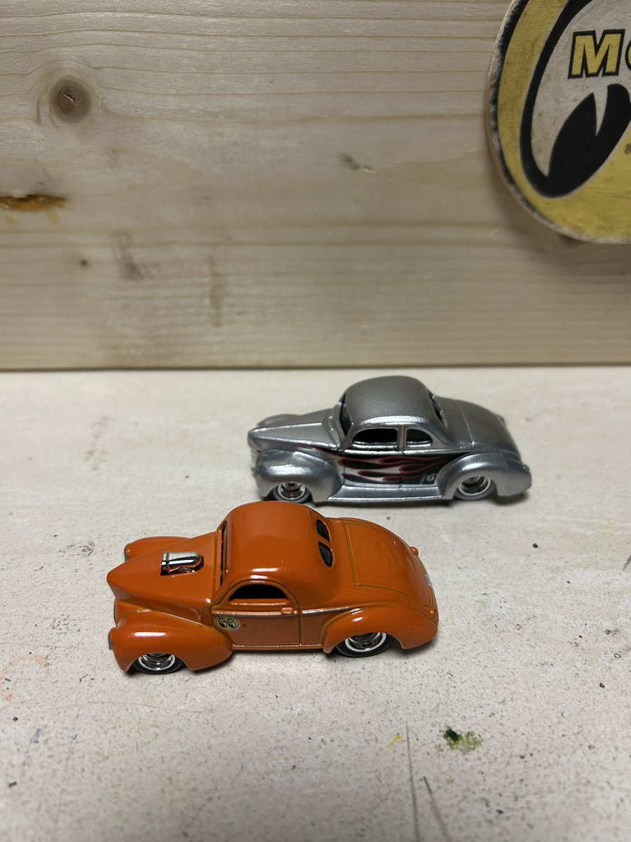 porschegmbh's tweet image. #ホットウィール  #HotWheels  #WILLYS  #Ford    
'41ウィリスと'40フォードクーペもクリソツです👍もう、同じでしょ？こんなの🤣