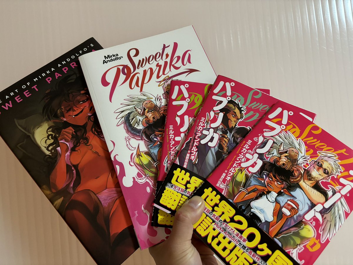 nyarguy's tweet photo. ミルカ先生（@Mirkand）のスイートパプリカ日本語版買ってきたよー！
TPB、イラスト集に加えて日本語版といっぱい揃った！！ https://t.co/BWbyHpPHkB