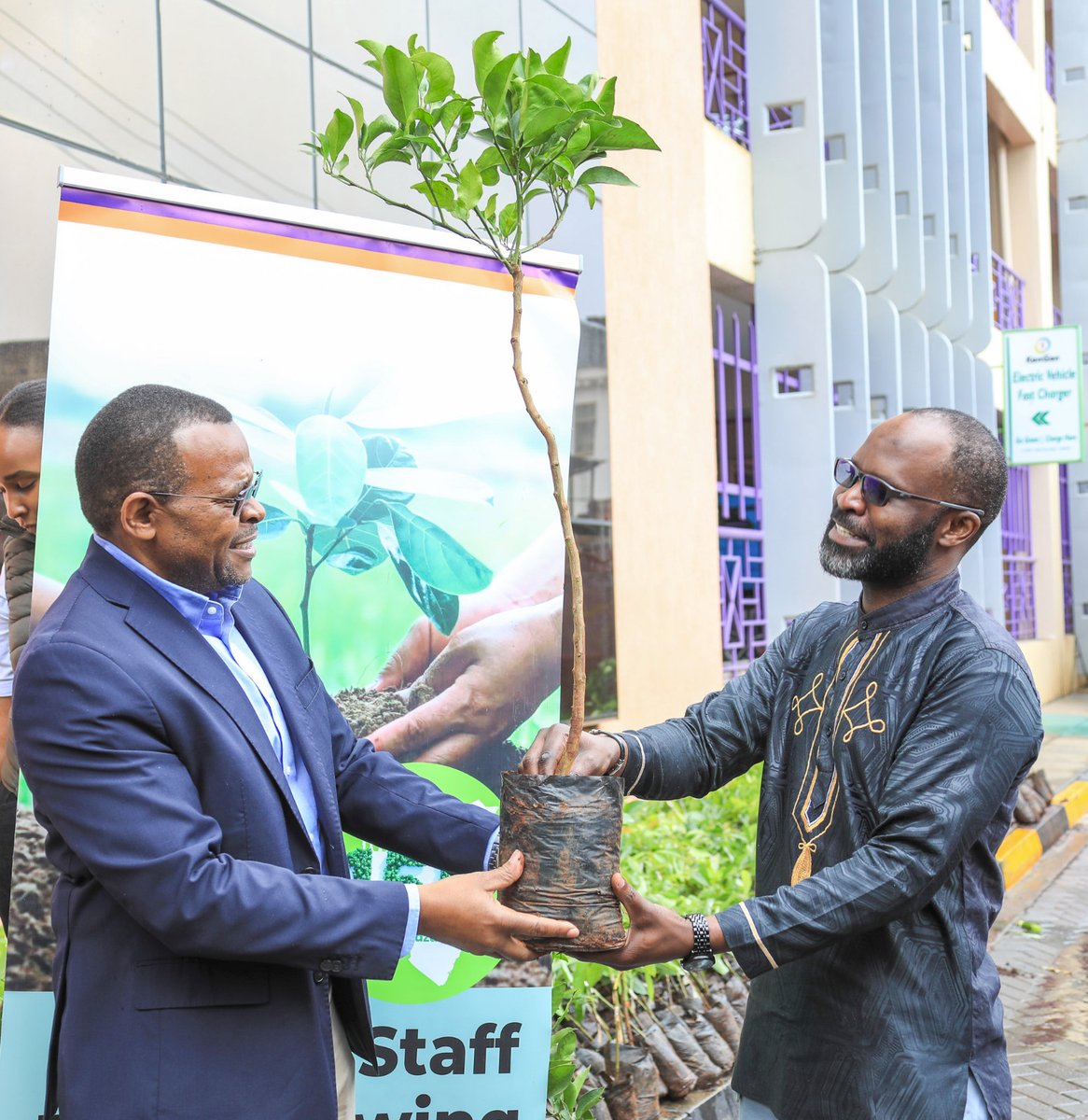 KenGenMDandCEO's tweet photo. My team and I have rolled out phase IV of the #KenGenTreeGrowingChallenge Campaign which will have employees growing over thirty thousand trees in different regions of the country.
#JengaKenGen
#Sustainability https://t.co/3qEaua1Vek