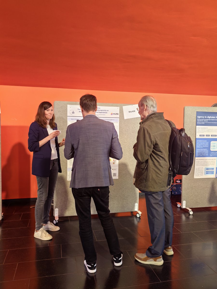 chenru_hou's tweet photo. Wir von MuHiK @cl_ndf sind in Paderborn beim fantastischen @BMBF_Bund Statusseminar 🌟 Tolle Diskussionen und spannende Einblicke in die Forschung.
Schau unsere Poster an 😉: https://t.co/0TD1TWkvqh https://t.co/Lypvuuopa4