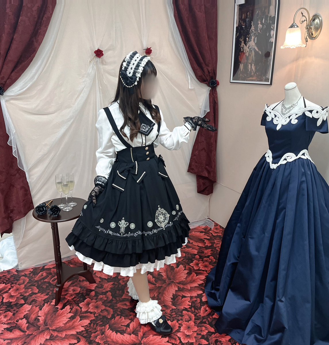 お嬢様部の黒薔薇舞踏会は楽しんでいただけましたか？🥀

今後、わたくしが学祭でお嬢様方をお迎えすることはありませんが、またどこかでお会いできることを祈っておりますわ♪

大阪大学お嬢様部はこれからも続きます。
今後とも見守っていただければ嬉しいですわ✨

 #お嬢様部まちかね祭2024