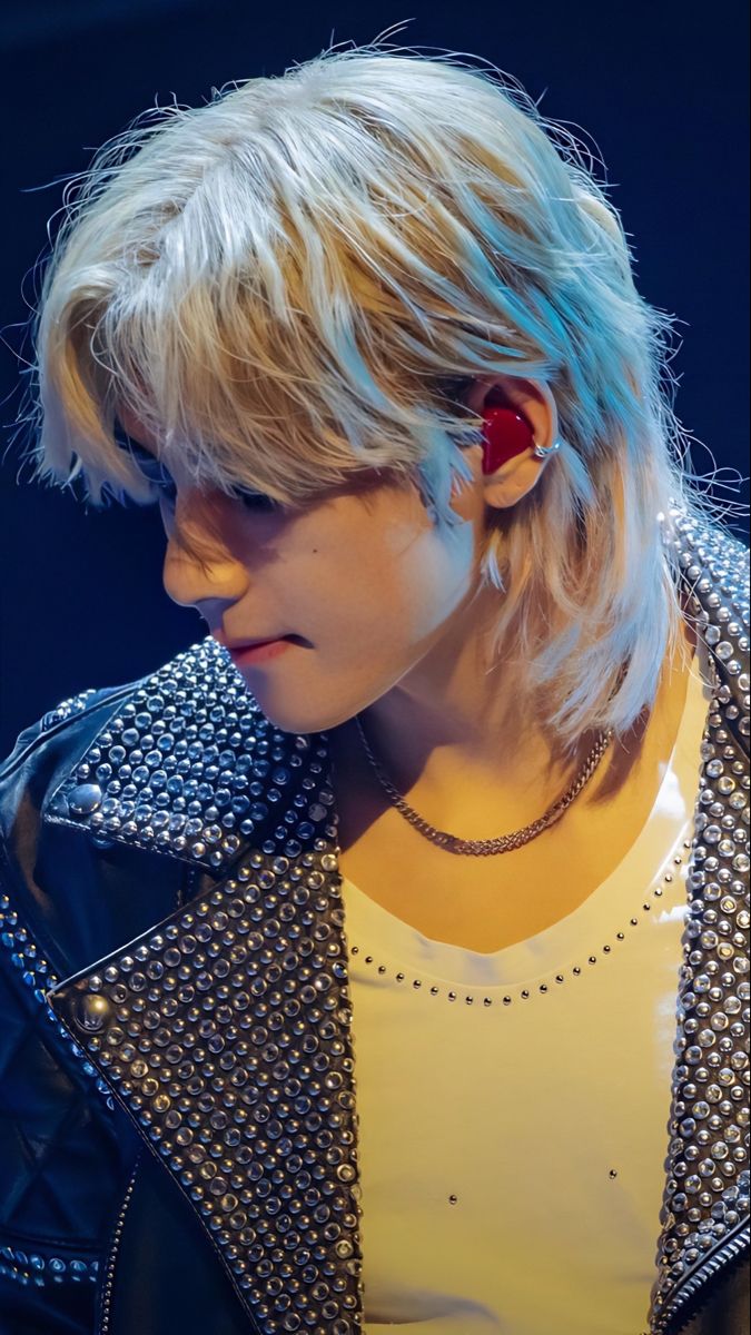 Remember only 1 vote per one X account is counted. Use your backups to vote more than once for TAEHYUNG‼️

— RT or Reply with:

I vote for #v at #2024MAMAVOTE