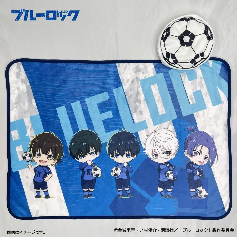 しまむら『ブルーロック』コラボのトレーナー、ポーチ、アクセサリー