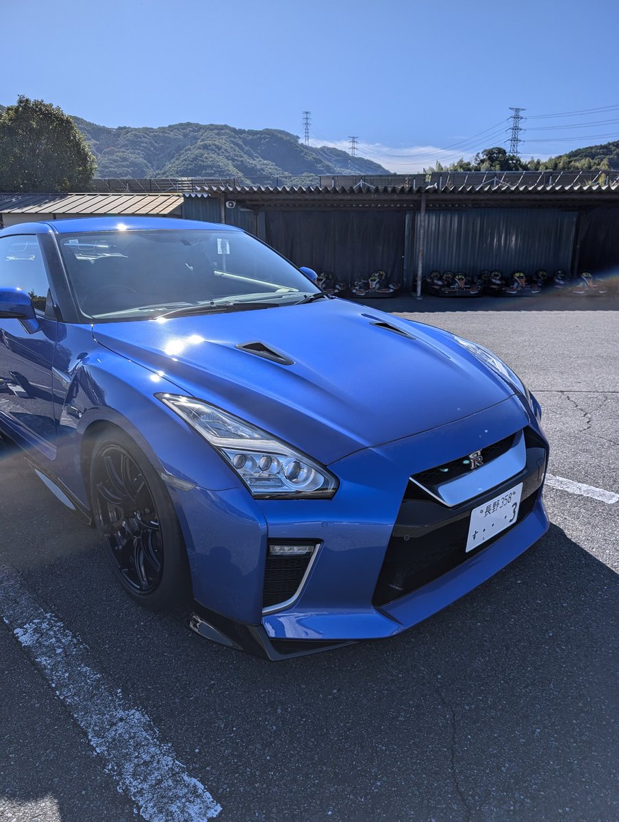 Blue_Aoki's tweet photo. 本日はREVSPEEDの取材でした😁
どれも新しいパッケージが搭載されてて興味深かった🧐
御世辞抜きで💯👍
詳細は誌面で🤗
#REVSPEED
#ENDRESS #panspeed #JOYFast https://t.co/tqkuOVdkWa