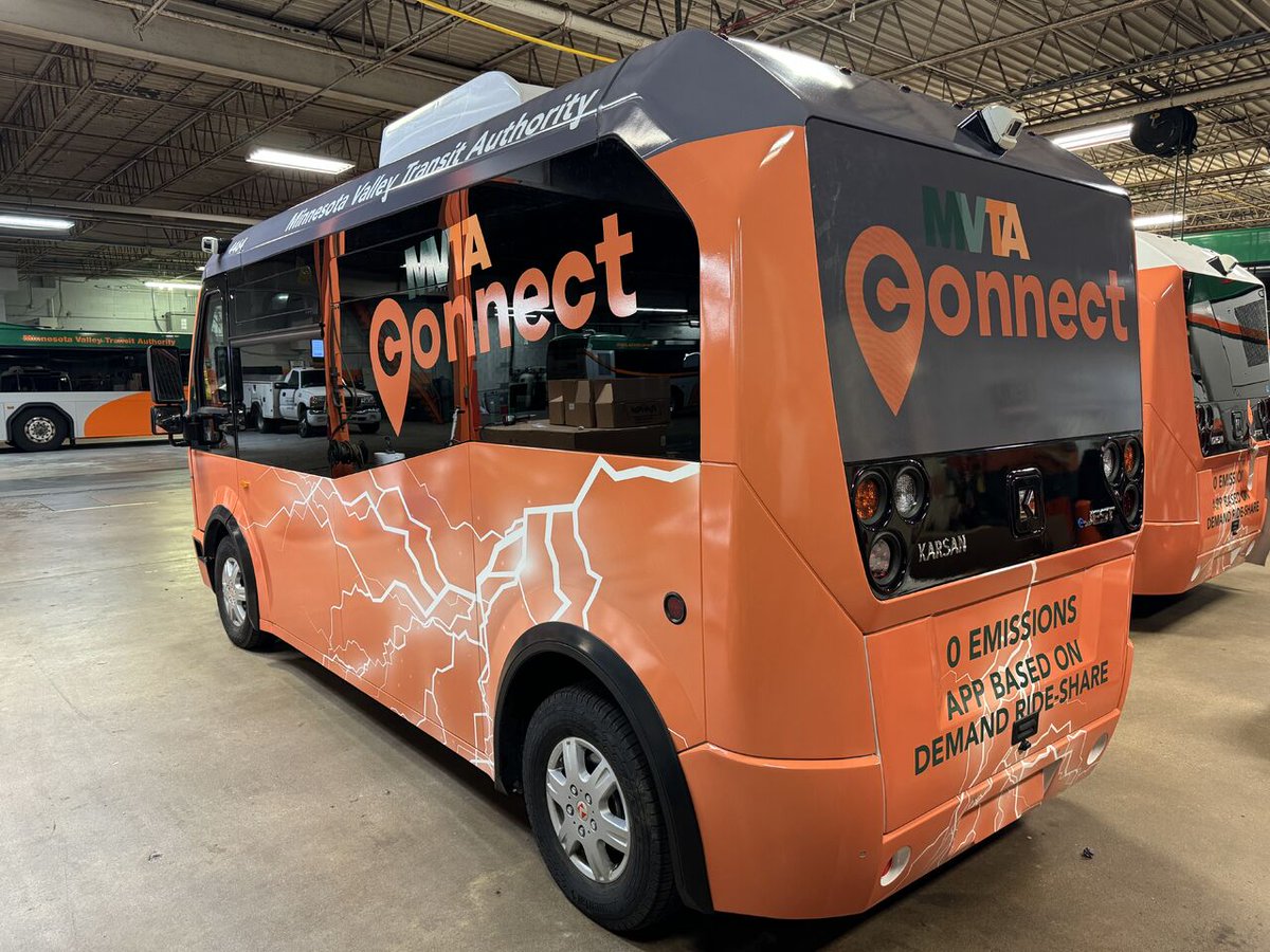 Hisse_PhD's tweet photo. #Otobüs #Sektör #Haberleri @KarsanTR #KARSN

ABD'nin diğer bölgelerinde piyasaya sürülmeden önce seyahat eden prototipin Minnesota Valley Transit Authority #Karsan #eJest otobüs kaplama görüntüleri ektedir. Bunlar, Fusion-St Paul'den kaplamalara sahip MVTA için beş yeni elektrikli otobüsün ilki. Uzun vadeli ortakları olarak otobüs kaplamalarında onlara yardımcı olmaya devam etmekten gurur duyuyoruz.

Kaynak : https://t.co/dKQTOqEzut