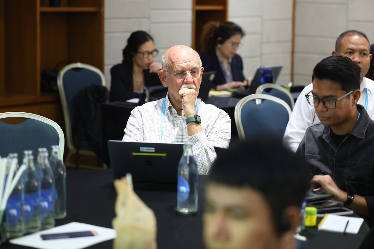 UNAIDS_AP's tweet photo. Yesterday, #APCS2024, the conference we proudly sponsored, concluded successfully! Learn more in @kiripost’s story about how health experts addressed #chemsex issues in the Asia-Pacific: https://t.co/qKkHc57DcW https://t.co/pEiIqMzkOj