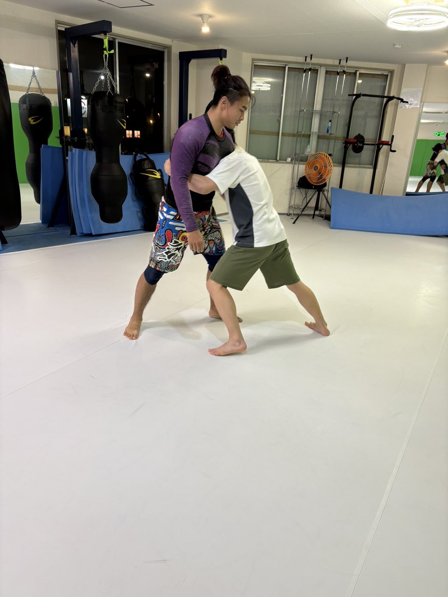 KKickboxingA's tweet photo. November 7 Grappling Class
Ryutaro Sato taught a seminar on transitioning from a double leg to a single leg takedown.
#Backflip #Gymnastics
#HigashiKanagawa #Kickboxing #NishiKanagawa #higashihakuraku #Hakuraku
#InstructorWanted #MuayThai #Oguchi #Tomiyacho #Shinkoyasu https://t.co/oH4em85bOt