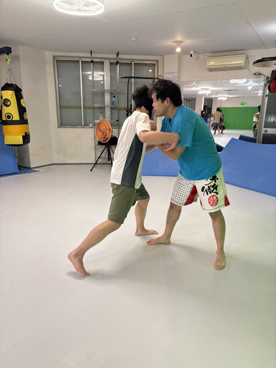 KKickboxingA's tweet photo. November 7 Grappling Class
Ryutaro Sato taught a seminar on transitioning from a double leg to a single leg takedown.
#Backflip #Gymnastics
#HigashiKanagawa #Kickboxing #NishiKanagawa #higashihakuraku #Hakuraku
#InstructorWanted #MuayThai #Oguchi #Tomiyacho #Shinkoyasu https://t.co/oH4em85bOt