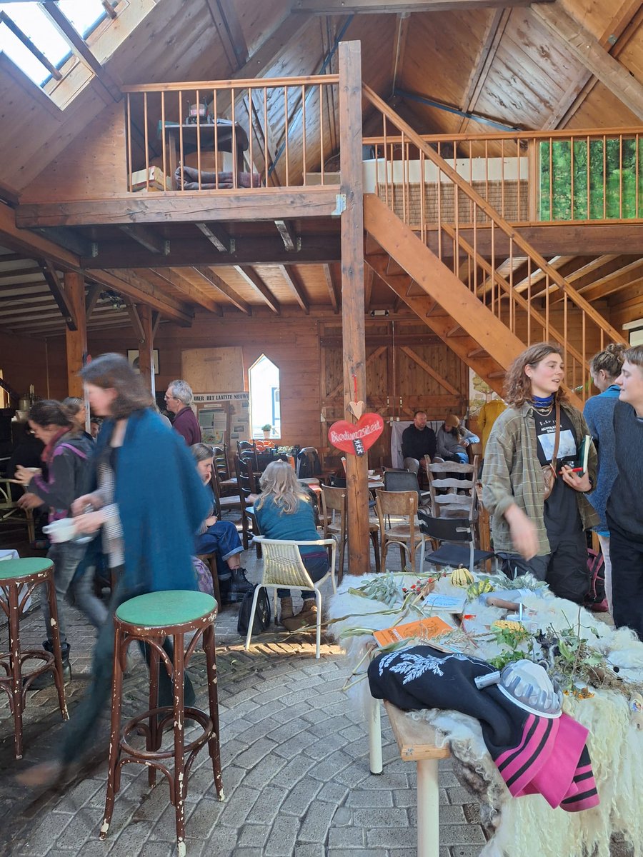 Last Monday at the Agroecology network meeting (agroecologie.nl) in the beautiful Boterbloem farm passionate discussions about collaboration betweeen farmers and research: where do we stand? what are the barriers? how can we do this better? More to come......