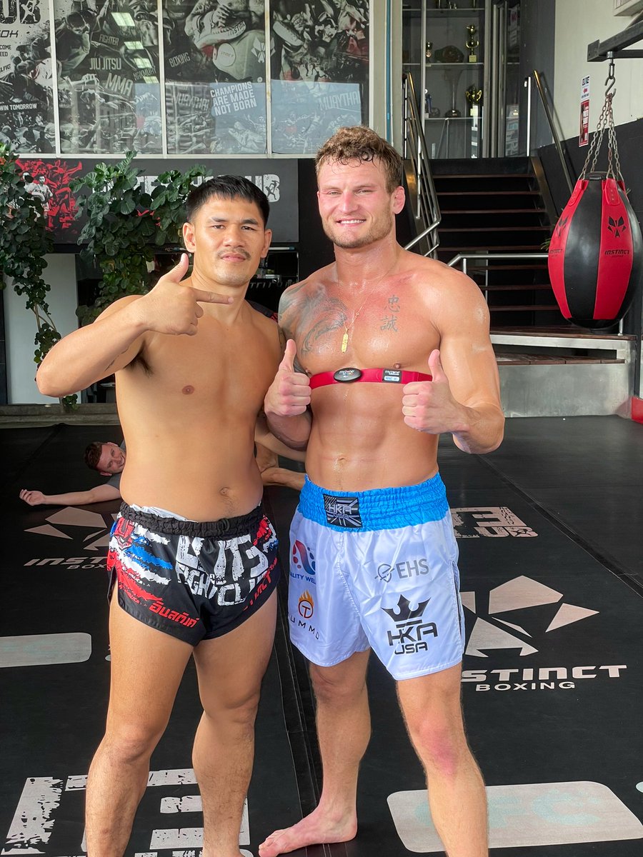 MichaelHeckert's tweet photo. Kru Bank A Real One π―
Put That Work In This Morning Thailand Is Fucking Incredible I Ainβt Coming Back
#MuayThai #KruBank #DevCon #IFC6 https://t.co/X8p5H7ThJO