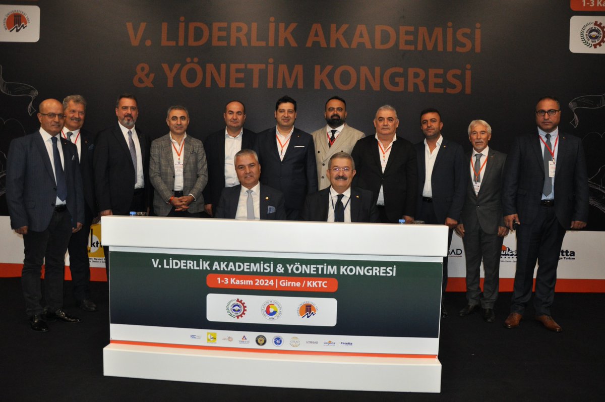 Silifke Ticaret ve Sanayi Odası (@silifkesitso) on Twitter photo Odamız ile Van Ticaret ve Sanayi Odası arasında işbirliği geliştirmek adına kardeş oda protokolü imzalandı.
Protokol; Yönetim Kurulu Başkanımız Nurettin KAYNAR ile Van TSO Yönetim Kurulu Başkanı Sn. Necdet TAKVA tarafından imzalandı.
<a href="/vantsokurumsal/">Van Ticaret ve Sanayi Odası</a> <a href="/nurettinkaynar/">nurettin kaynar</a> <a href="/NecdetTakva/">Necdet Takva</a> Odamız ile Van Ticaret ve Sanayi Odası arasında işbirliği geliştirmek adına kardeş oda protokolü imzalandı.
Protokol; Yönetim Kurulu Başkanımız Nurettin KAYNAR ile Van TSO Yönetim Kurulu Başkanı Sn. Necdet TAKVA tarafından imzalandı.
<a href="/vantsokurumsal/">Van Ticaret ve Sanayi Odası</a> <a href="/nurettinkaynar/">nurettin kaynar</a> <a href="/NecdetTakva/">Necdet Takva</a>