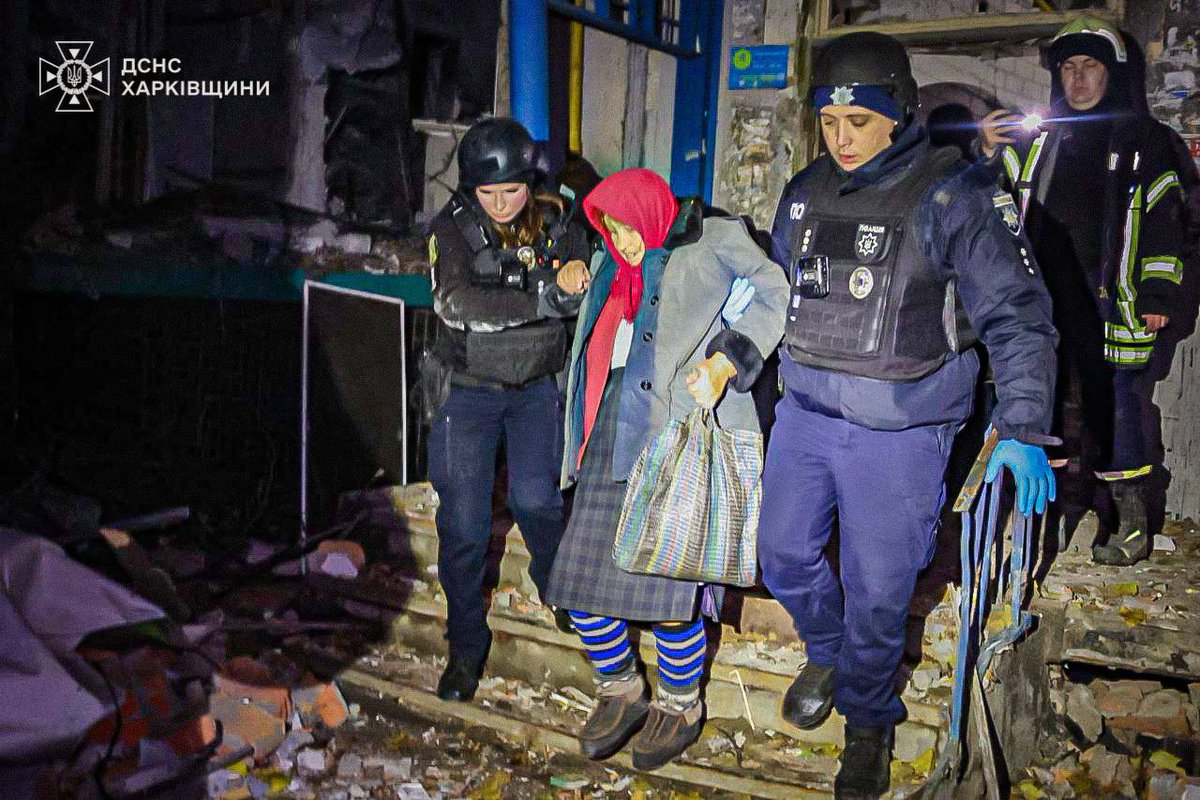 Multiple Russian attacks on Ukraine last night: 

◾️In Kharkiv, 25 people were injured, residential buildings and civilian infrastructure damaged. Russia used a 500-kg bomb, by preliminary information. 

◾️In Odesa, one person was killed, nine more injured. The oldest school in