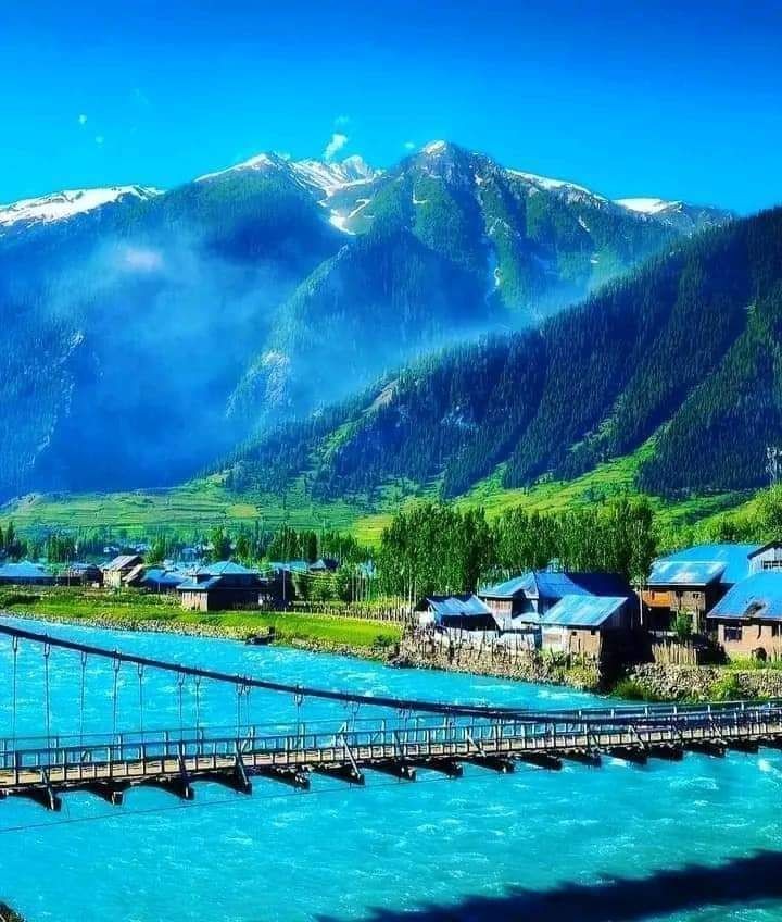 Assalamo allaikum 
                May your afternoon be as beautiful as your smile!
            GOOD AFTERNOON