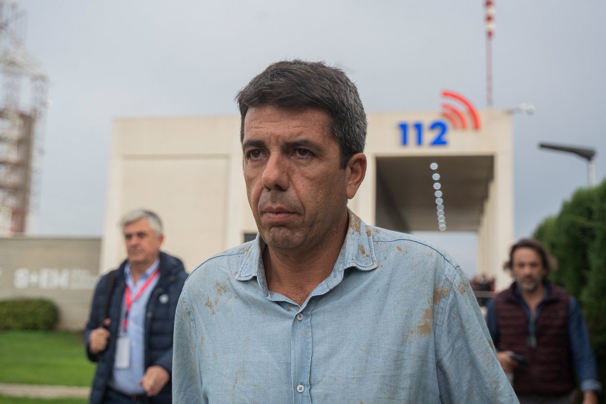 ¿Dónde y con quién estaba Mazón?

El presidente de la patronal valenciana niega que se reuniera con Mazón a las 15:00 del día de la DANA como asegura el president

cadenaser.com/nacional/2024/…

Informa <a href="/MACamposP/">Miguel Ángel Campos</a>