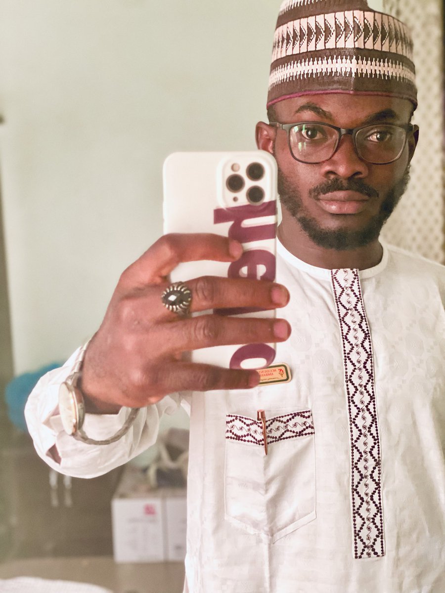 "Jumu'ah thought: 'Let not worldly affairs distract you from Allah's remembrance.'" (Quran 63:9)
May Allah accept our Friday prayers, deeds, Guide us to the straight path, Forgive our sins, have mercy on us and grant us Jannah. Ameen🤲🏻