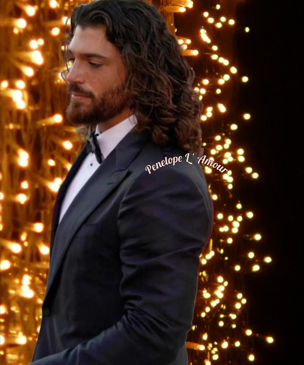 Gunaydin Reinas 😘 

Feliz día a una persona que aporta tantas cosas bonitas 
en la vida de tanta gente.
Felicidades Can 💙🧿⭐️👑
#CanYaman
#HappyBirthday35CanYaman