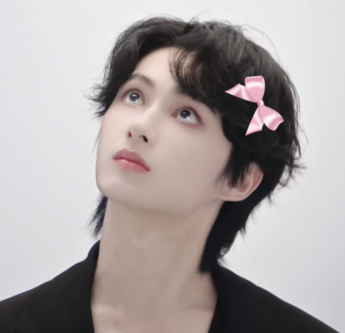 moontomeetyou's tweet photo. that’s my babygirl princess 🎀 https://t.co/MH1HRs2Mv1
