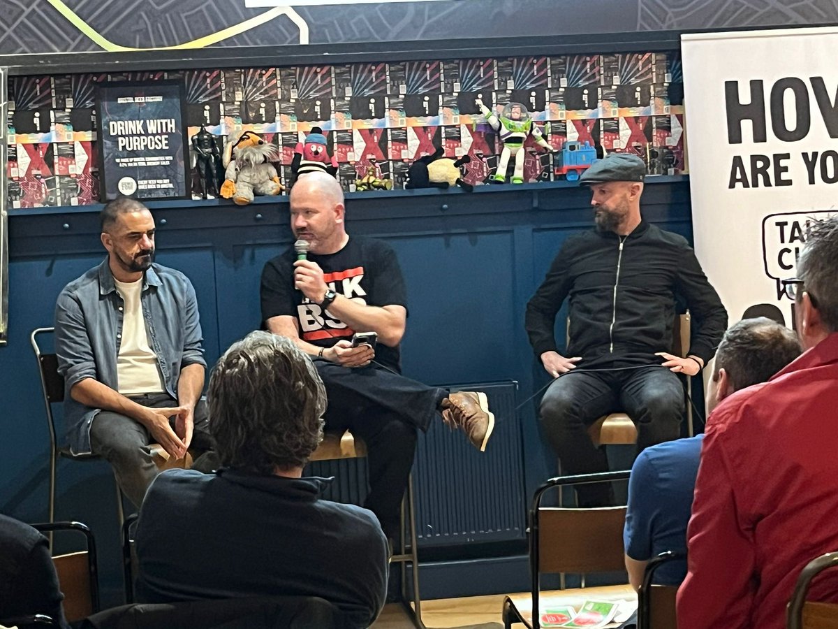 3 Peaps In A PodCast (@3piapc) on Twitter photo A great night with <a href="/talkclubcharity/">Talk Club</a> & <a href="/SoccerShooters1/">Soccer shooters</a> doing a Robins Reunited live with <a href="/Scotty_Murray/">Scott Murray</a> & Louis Carey - 1072 Bristol City appearances and 103 goals combined! A great night with <a href="/talkclubcharity/">Talk Club</a> & <a href="/SoccerShooters1/">Soccer shooters</a> doing a Robins Reunited live with <a href="/Scotty_Murray/">Scott Murray</a> & Louis Carey - 1072 Bristol City appearances and 103 goals combined!