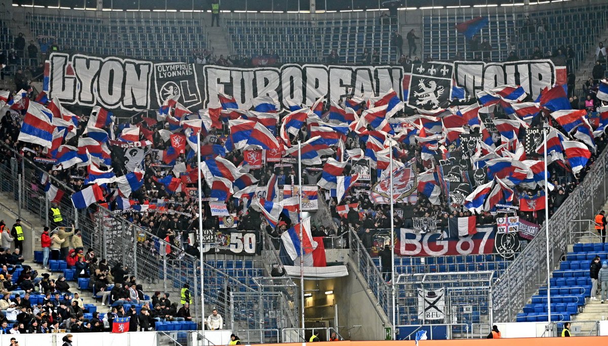 OL__Plus's tweet photo. En images. Face à #Hoffenheim, l'#OL y a cru jusqu'à la dernière minute
#HOFOL #Photos
(Le Progrès : https://t.co/zIfIhYYSGC) https://t.co/omIWVYZahe
