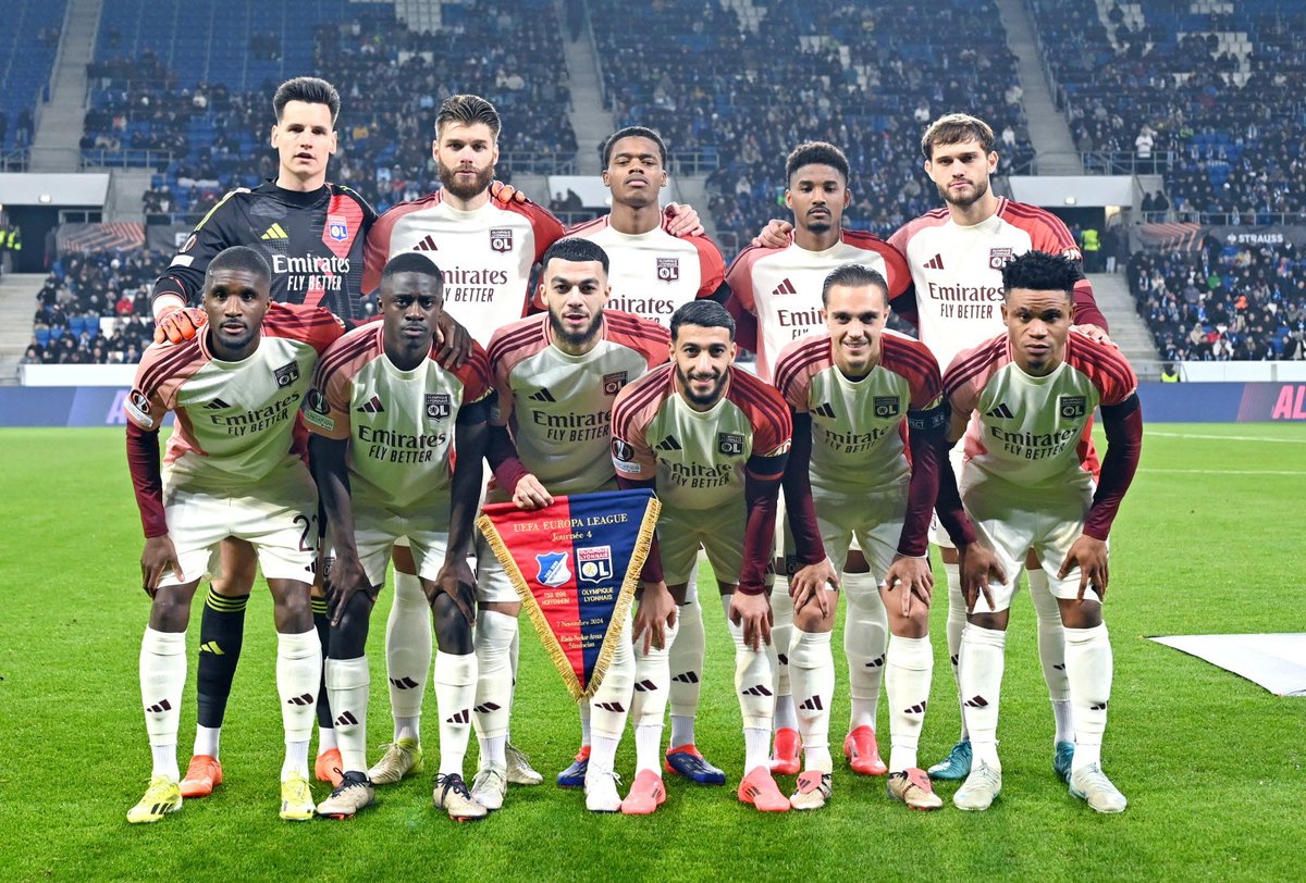 OL__Plus's tweet photo. En images. Face à #Hoffenheim, l'#OL y a cru jusqu'à la dernière minute
#HOFOL #Photos
(Le Progrès : https://t.co/zIfIhYYSGC) https://t.co/omIWVYZahe