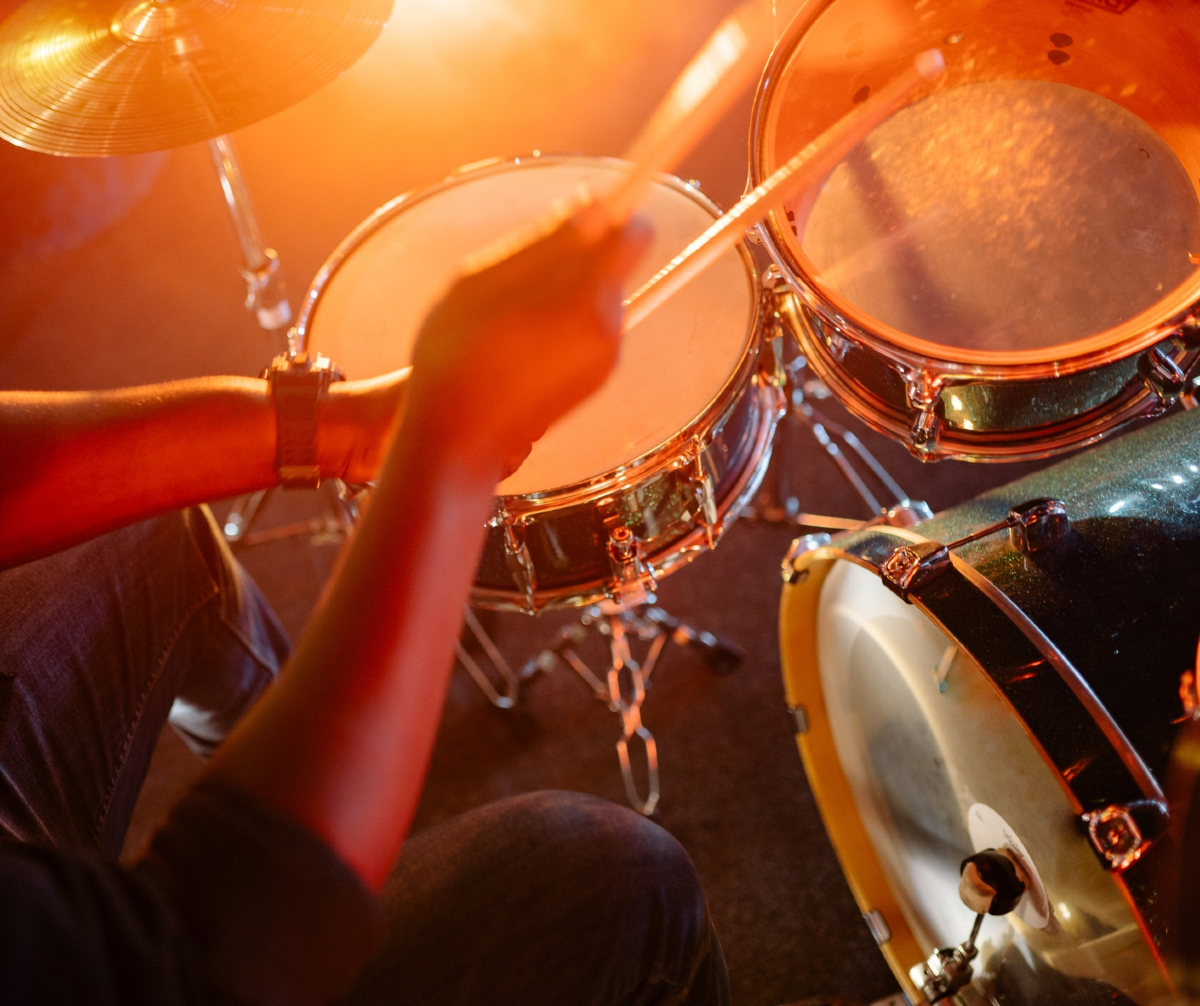 b_musicales's tweet photo. 🥁 ¡El ritmo corre por tus venas! Baterías acústicas y electrónicas para cada estilo musical. 🥁 #RincóndelaVictoria #músicarincóndelavictoria #ventainstrumentosmusicales https://t.co/ZnHEwnonZI