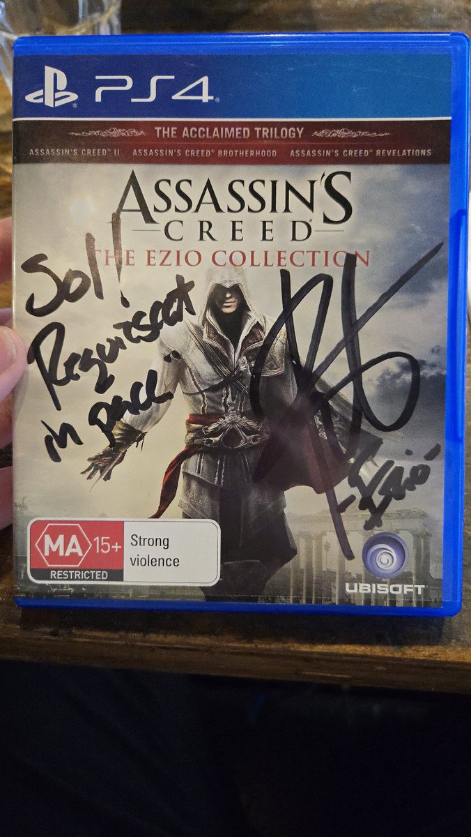 "It is a good life we lead brother, may it never change and may it never change us"

It was amazing to finally meet <a href="/RogerCraigSmith/">Roger Craig Smith</a> at Supanova, such a kind guy and an absolute pleasure to meet such an iconic voice from my childhood!

#assassinscreed #supanova