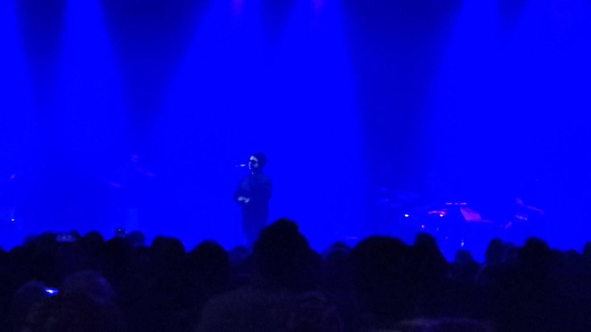 maddx2's tweet photo. Up in town last night to see @arooj_aftab at the @RoundhouseLDN. Stunning. Supported by the very interesting @sheherazaad_ . Shame the photos are crap! https://t.co/qPqCoXmIal