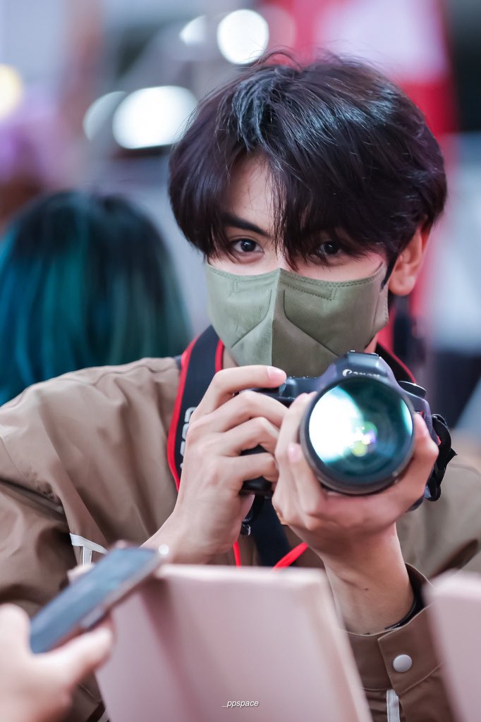 この人GOT7ジャクソンのマスターしてんだよな、イケメンがイケメンのマスターしててびびった記憶