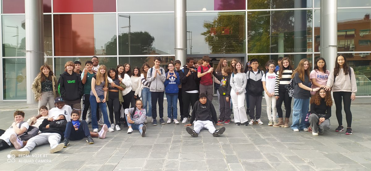 Electrificante experiencia de nuestros alumnos de 2º ESO en el <a href="/muncyt/">Museo Ciencia+Tecno</a> . ¡Disfrutando de la ciencia! 💡🔋⚡️🔌👏<a href="/IesSsr/">AMPA IES JULIO PALACIOS - SSR</a>