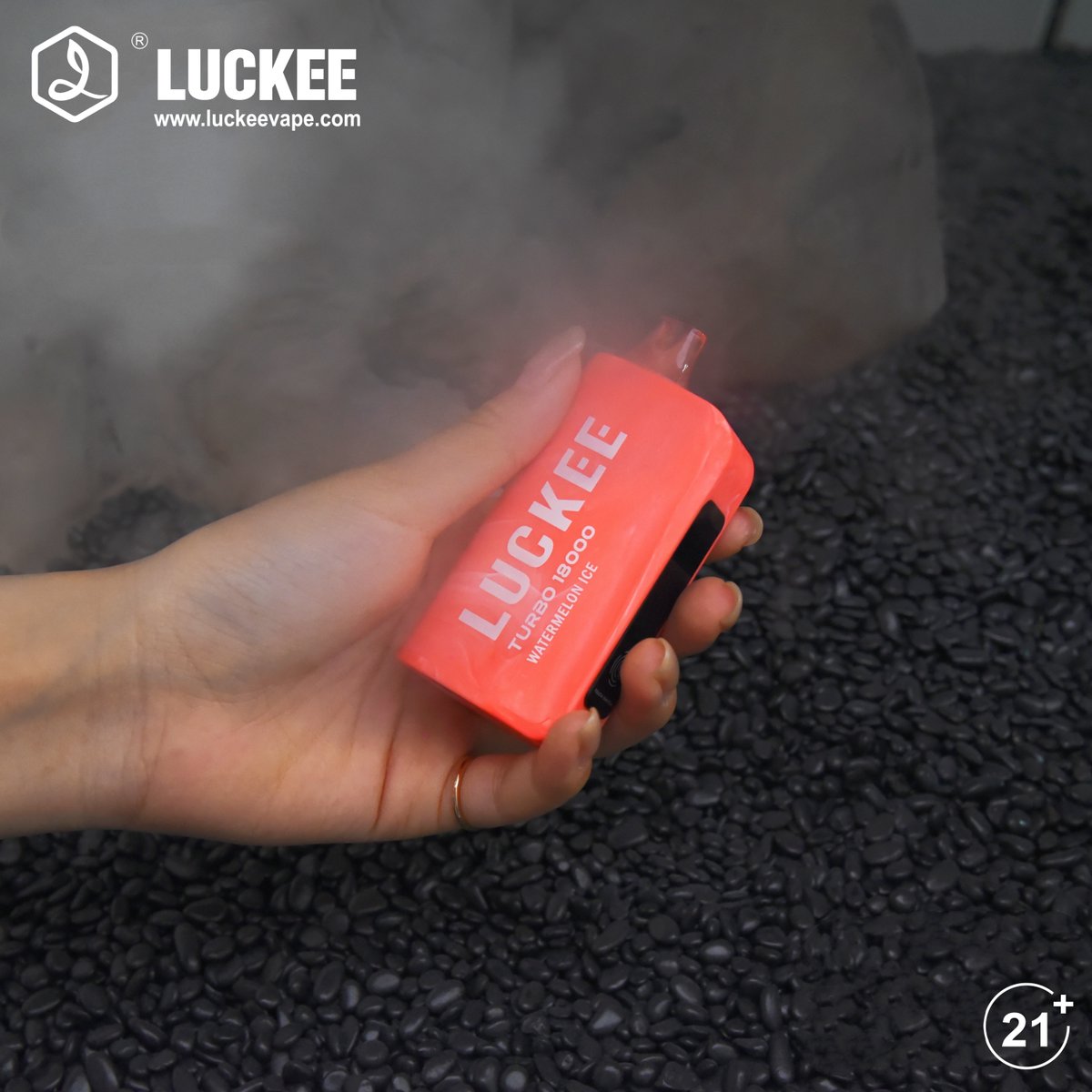 Luckeevape's tweet image. Say goodbye to the grind, Turbo18K makes friday relaxing.

🌐luckeevape.com
Warning: This product contains nicotine. Nicotine is an addictive chemical.

#18000puffs #vapecanada #ecig #smok #vapefam #vapelife #vapeshop #vapestore #vapecommunity #vaping