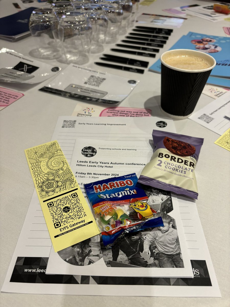 Donnakane79's tweet photo. When you know getting back to #Leeds was definitely the right move… just received the warmest of welcomes @leedsearlyyears - super excited to be here at today’s conference! ❤️ https://t.co/Z0SXF2gOoS